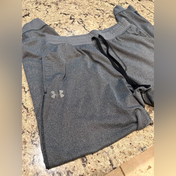 Under Armour Men’s Grey Loose Cold Gear Jogger Pants Large - Picture 4 of 8
